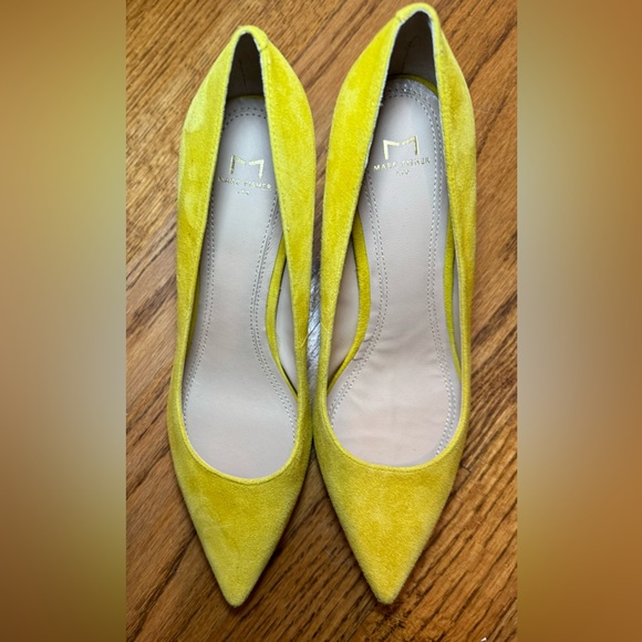 Brand New Marc Fisher Zala Block Heel Chartreuse Suede Pumps - Picture 2 of 10
